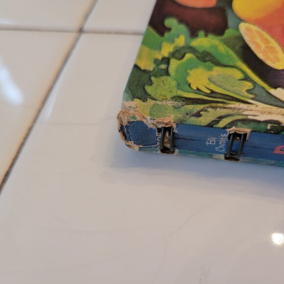 Betty Crocker Pie Pastry Cook Book 1st Edition 1968 Spiralbound Gift Staging Dec - Picture 2 of 7